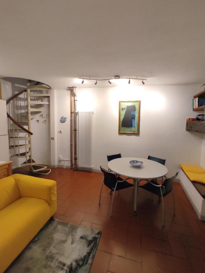 ליירנה La Casa A Chiocciola Between Lake And Mountains מראה חיצוני תמונה